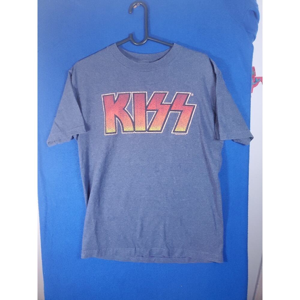 Vintage Winter Classic KISS Rock N Roll T-Shirt Men's Size Medium - Picture 12 of 13